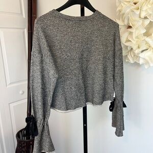 Derek Heart Crop Top Shirt with Bow Gathered Sleeves Size Medium